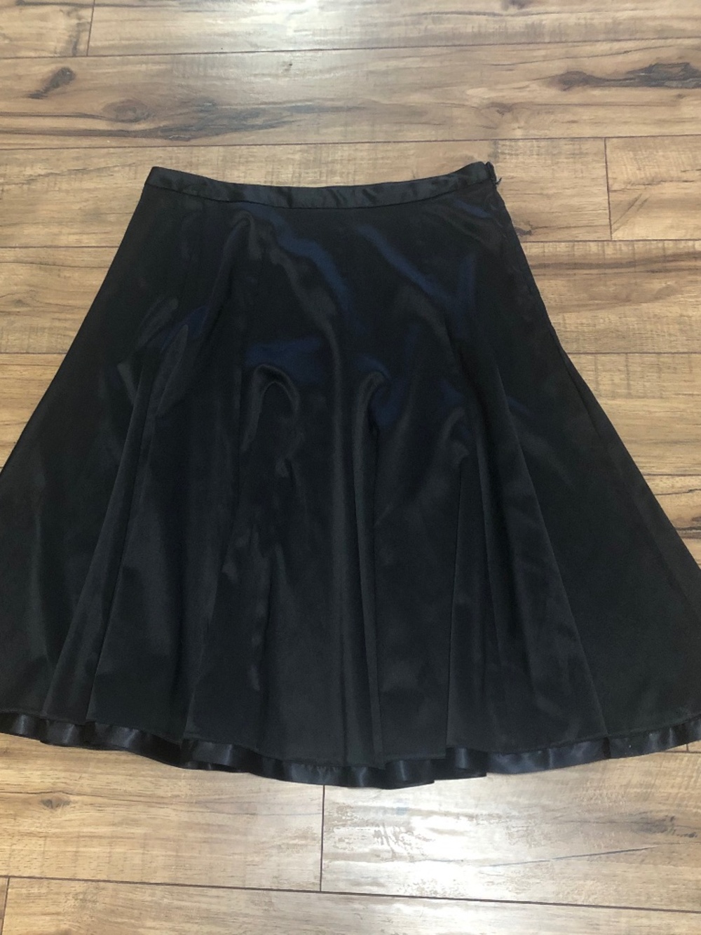 First Option Black Satin Finish Skirt Satin size 8 Ribbon Hemline size 8